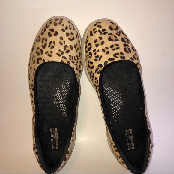 Sz 8 Skechers On the Go Capri Leopard Calfhair Ballet Flat Slip Ons - Picture 5 of 15